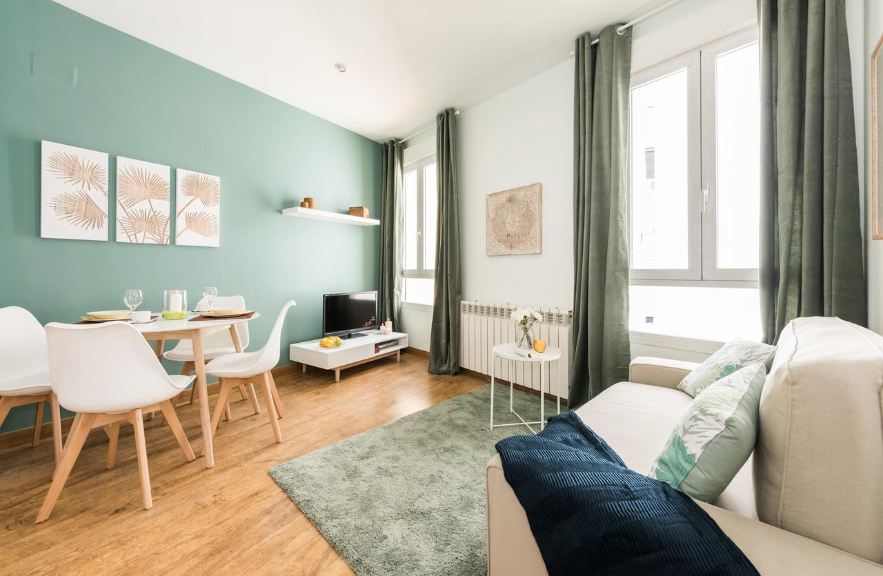 Gran Via I Santa Ana Apartment Madrid Exterior photo